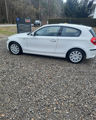 BMW Seria 1 cena 16500 przebieg: 230000, rok produkcji 2009 z Prabuty małe 106